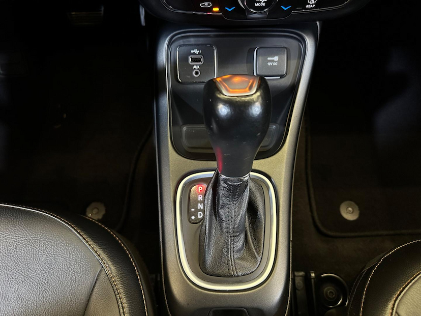 Foto do veículo JEEP COMPASS  LONGITUDE F 2020 44.887 KM 106.900,00