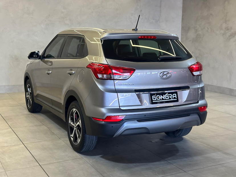 Foto do veículo HYUNDAI CRETA  1.6AT SMART PLUS 2021 53.941 KM 96.900,00