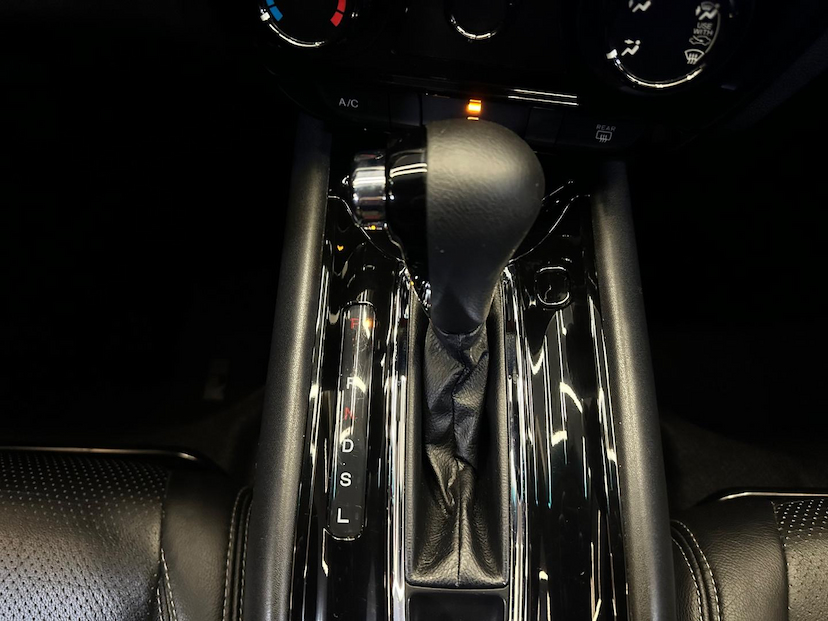 Foto do veículo HONDA HR-V HR-V LX CVT 2019 85.403 KM 102.900,00