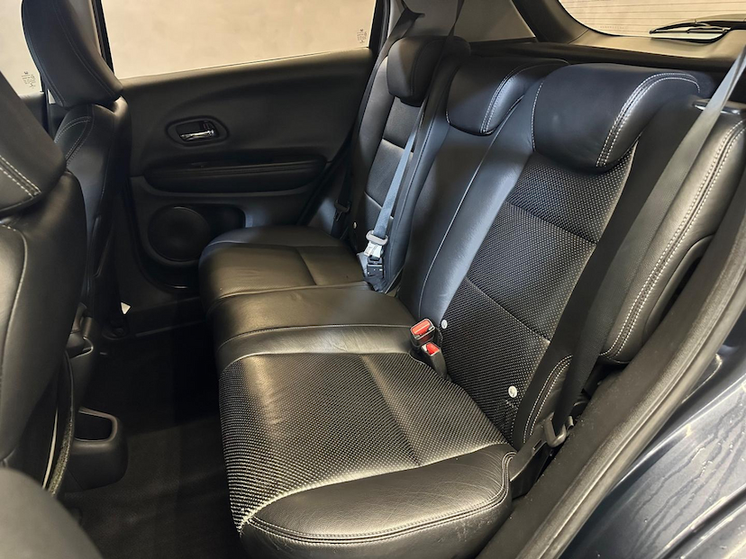 Foto do veículo HONDA HR-V HR-V LX CVT 2019 85.403 KM 102.900,00