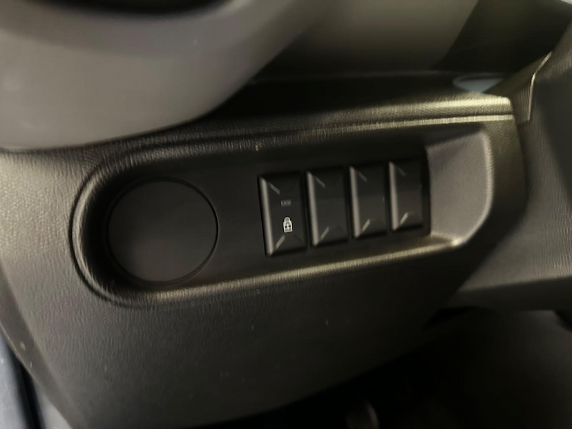 Foto do veículo CITROËN C3  LIVE PK 1.0 2024 11.508 KM 68.900,00