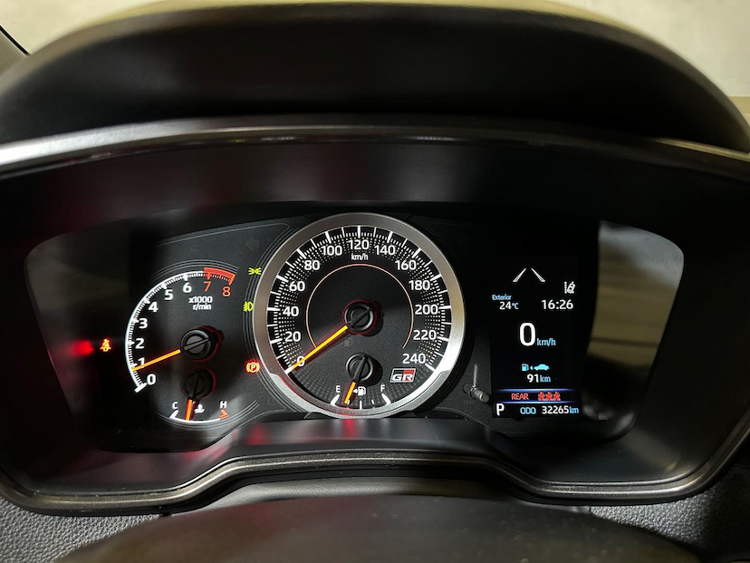 Foto do veículo TOYOTA COROLLA  GRS 2022 32.236 KM 136.900,00