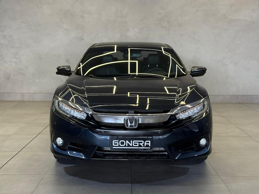 Foto do veículo HONDA CIVIC  TOURING CVT 2019 67.061 KM 138.900,00