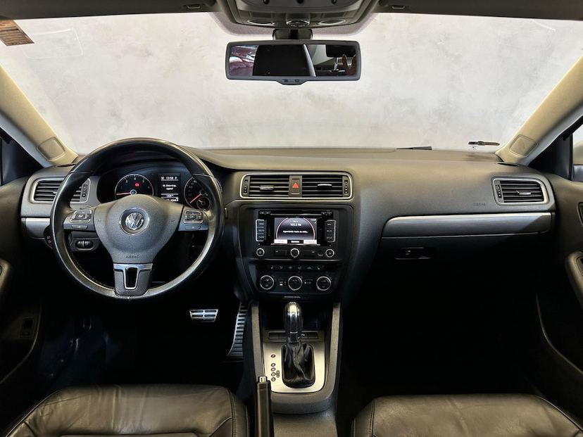 Foto do veículo VOLKSWAGEN JETTA  2.0T 2014 101.865 KM 81.900,00