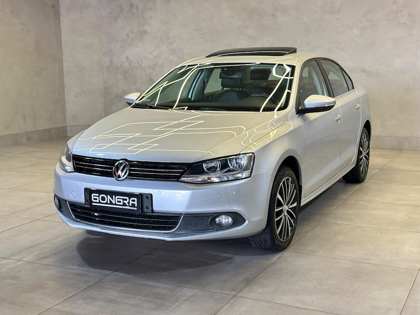 Foto do veículo VOLKSWAGEN JETTA  2.0T 2014 101.865 KM 81.900,00