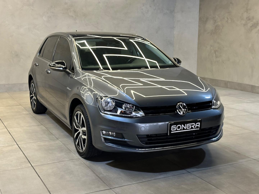 Foto do veículo VOLKSWAGEN GOLF  HIGHLINE AB 2017 82.572 KM 110.900,00