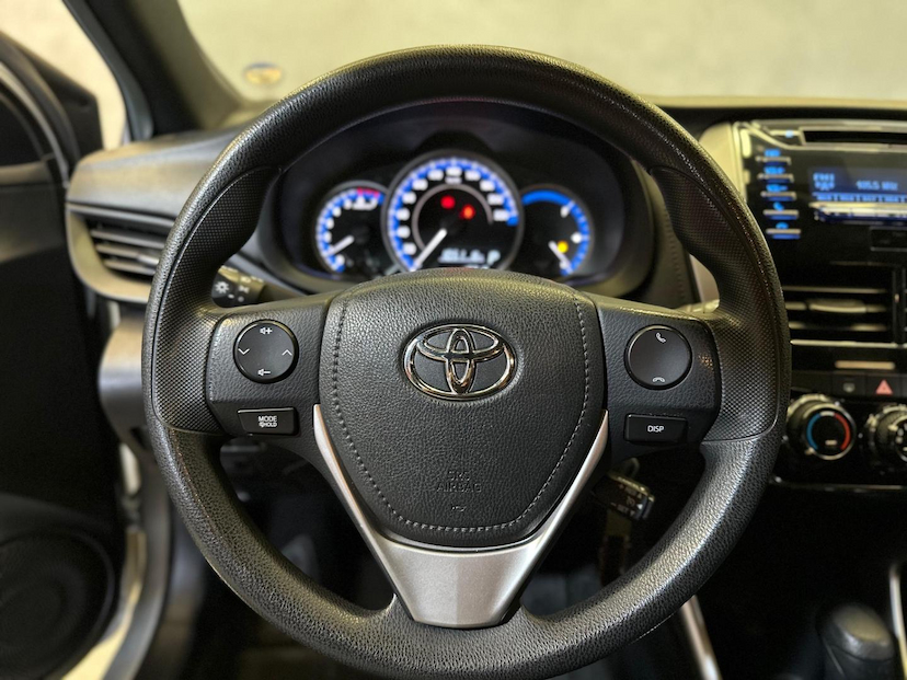 Foto do veículo TOYOTA YARIS  HA XL13LIVE 2021 41.890 KM 85.900,00