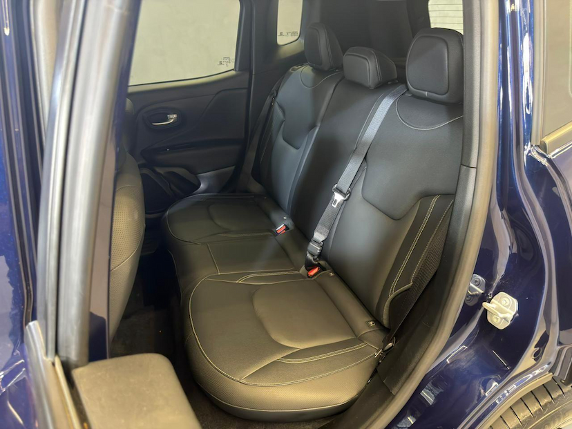Foto do veículo JEEP RENEGADE  LONGITUDE T270 1.3 TB 4X2 FLEX AUT 2025 8.273 KM 129.900,00