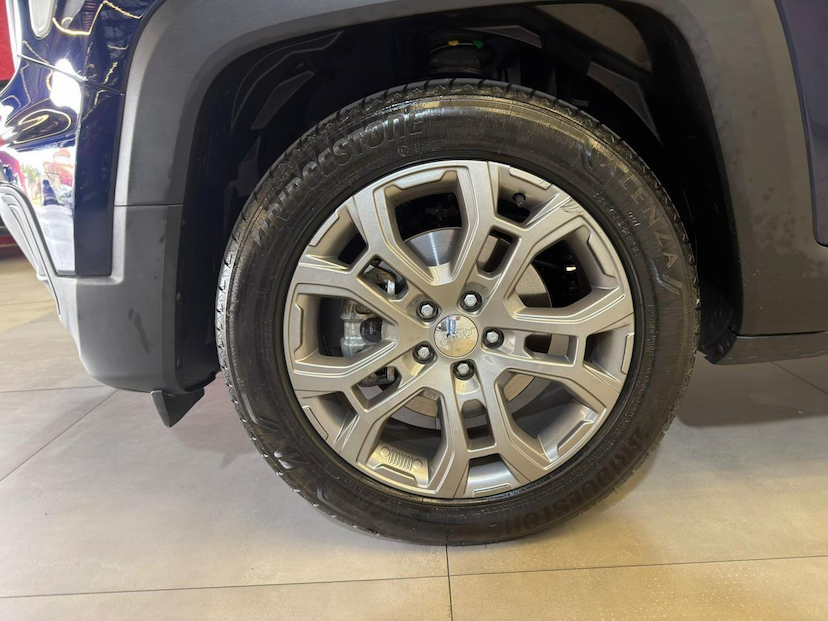 Foto do veículo JEEP RENEGADE  LONGITUDE T270 1.3 TB 4X2 FLEX AUT 2025 8.273 KM 129.900,00