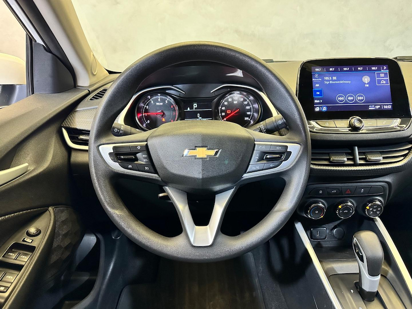 Foto do veículo CHEVROLET ONIX  PLUS LT TURBO 2023 51.987 KM 79.900,00
