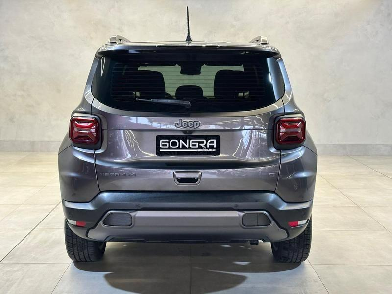 Foto do veículo JEEP RENEGADE  S T2704X4T 2022 29.775 KM 124.900,00