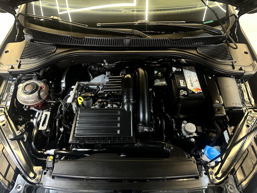 Foto do veículo VOLKSWAGEN JETTA  CL AF 2018 97.500 KM 95.900,00