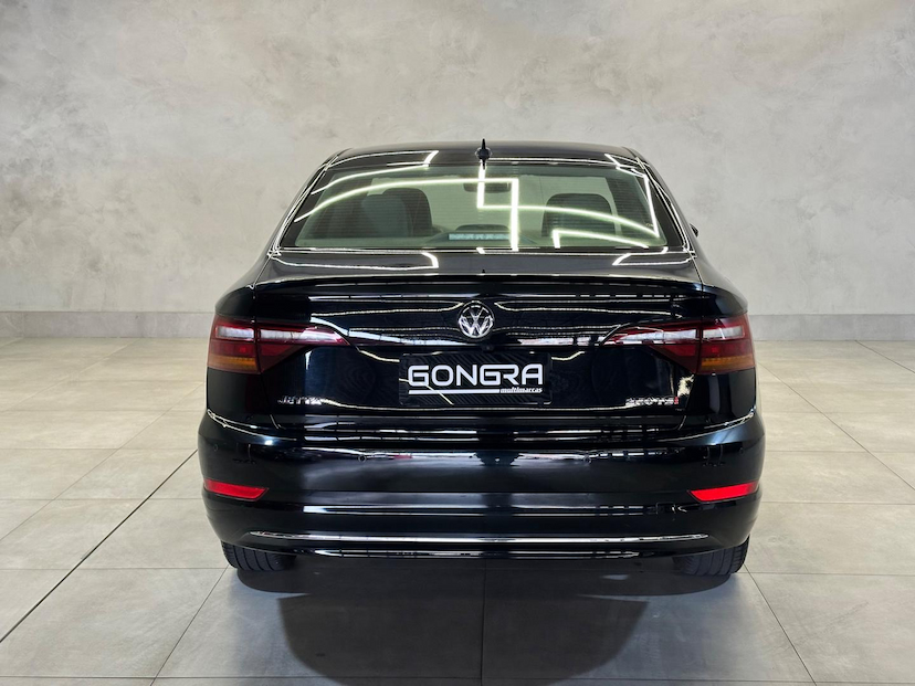 Foto do veículo VOLKSWAGEN JETTA  CL AF 2018 97.500 KM 95.900,00