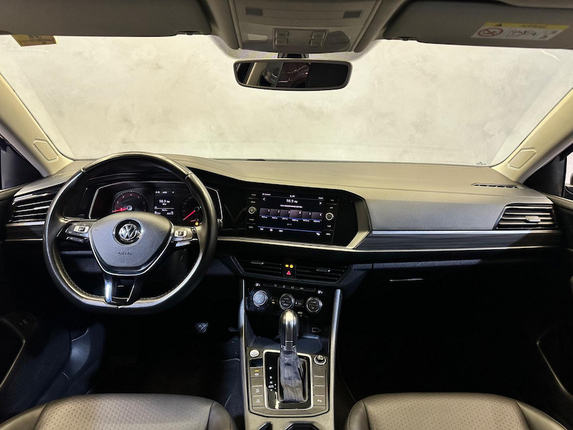 Foto do veículo VOLKSWAGEN JETTA  CL AF 2018 97.500 KM 95.900,00