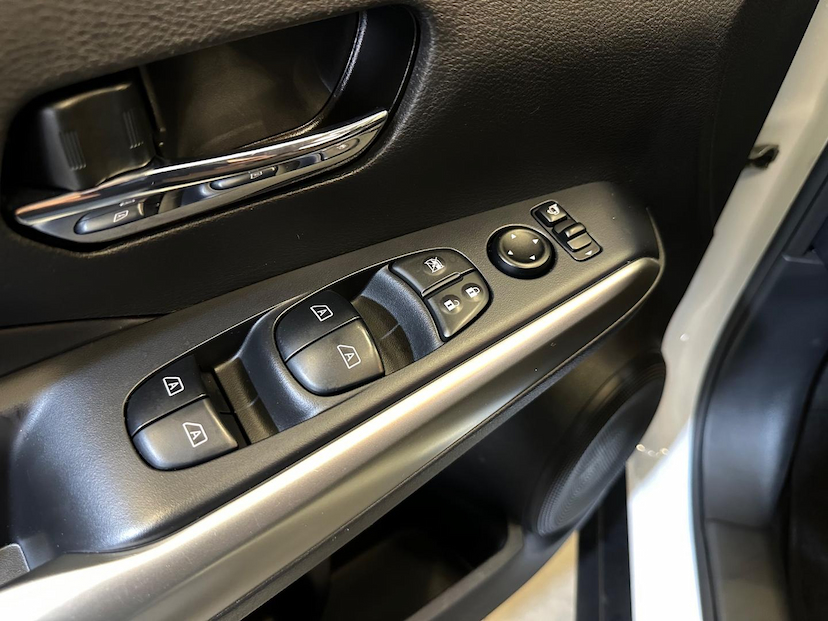 Foto do veículo NISSAN KICKS  EXCLUSIVE 1.6 16V FLEX AUT. 2024 12.882 KM 122.900,00