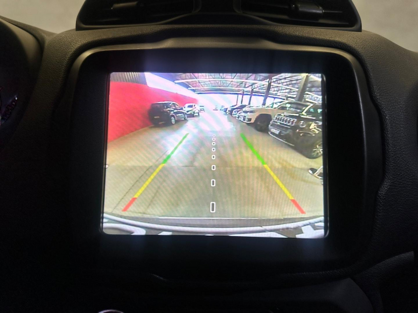 Foto do veículo JEEP RENEGADE  LNGTD AT 2021 61.480 KM 87.900,00