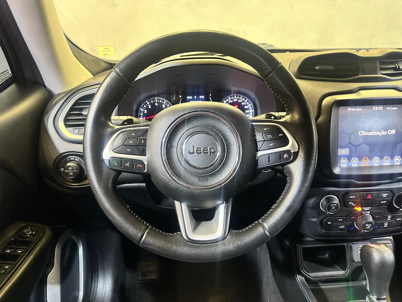 Foto do veículo JEEP RENEGADE  LNGTD AT 2021 61.480 KM 87.900,00