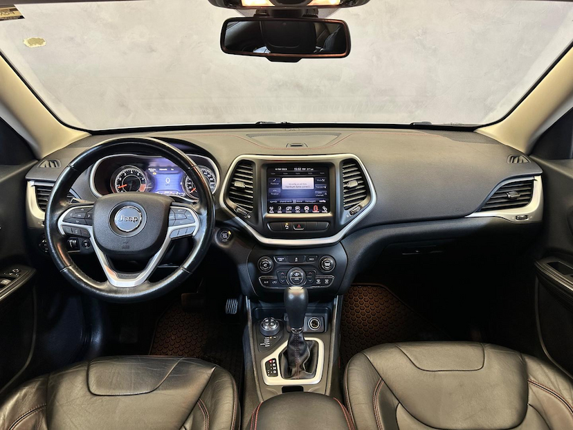 Foto do veículo JEEP CHEROKEE  TRAILHAWK 3.2 4X4 V6 AUT 2014 29.018 KM 99.900,00