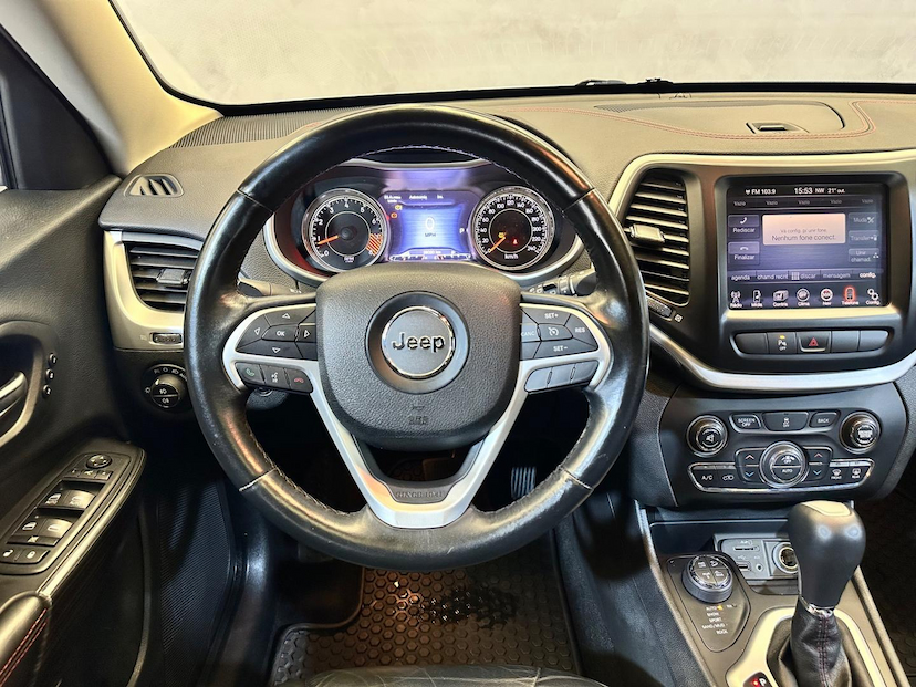 Foto do veículo JEEP CHEROKEE  TRAILHAWK 3.2 4X4 V6 AUT 2014 29.018 KM 99.900,00