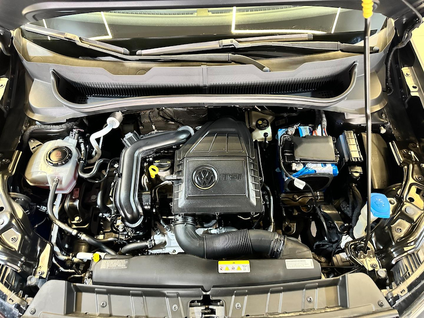 Foto do veículo VOLKSWAGEN T-CROSS T CROSS COMFORTLINE TSI AT 2021 55.963 KM 102.900,00