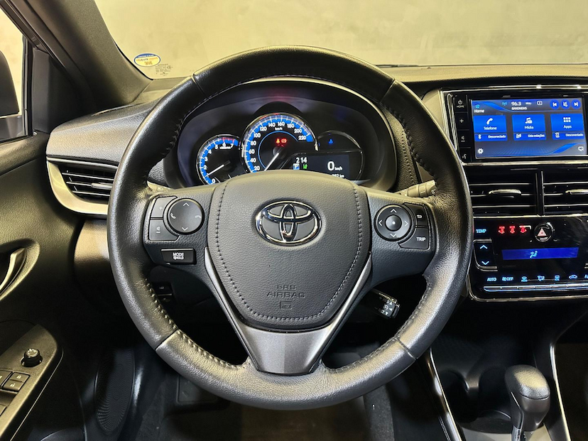 Foto do veículo TOYOTA YARIS  HATCH XS 1.5 AUT 2023 19.050 KM 92.900,00