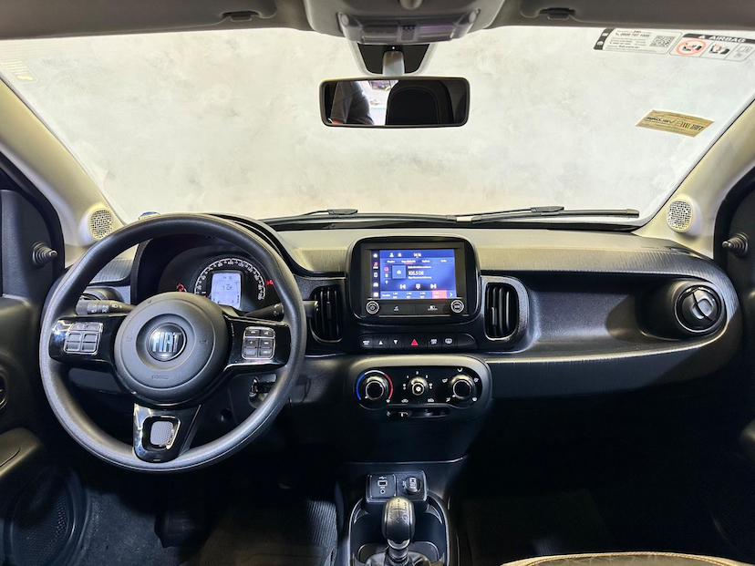 Foto do veículo FIAT MOBI  TREKKING 1.0 MT 2025 1.500 KM 69.900,00