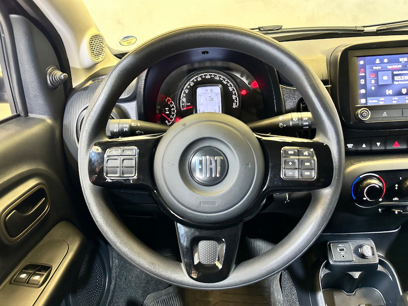 Foto do veículo FIAT MOBI  TREKKING 1.0 MT 2025 1.500 KM 69.900,00