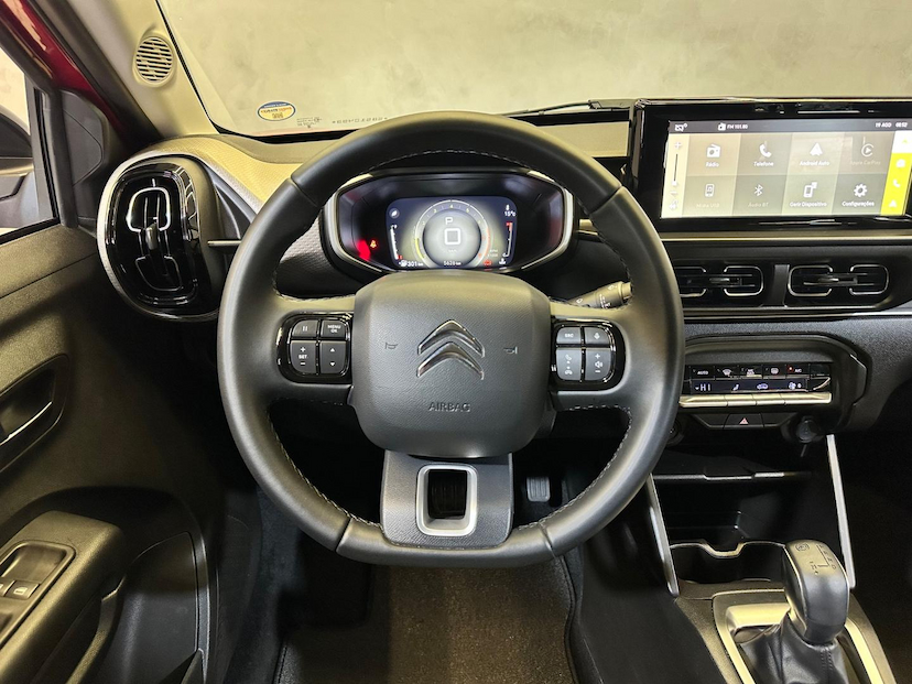 Foto do veículo CITROËN BASALT  SHINE 1.0 FLEX TB 200 5P AUT. 2025 5.624 KM 105.900,00