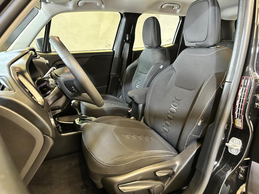 Foto do veículo JEEP RENEGADE  SPORT T270 FLEX 2022 29.891 KM 99.900,00