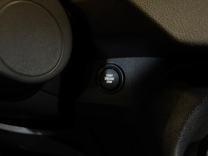 Foto do veículo RENAULT KARDIAN  PREM AT 2025 7.913 KM 109.900,00