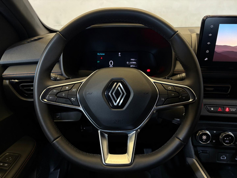 Foto do veículo RENAULT KARDIAN  PREM AT 2025 7.913 KM 109.900,00