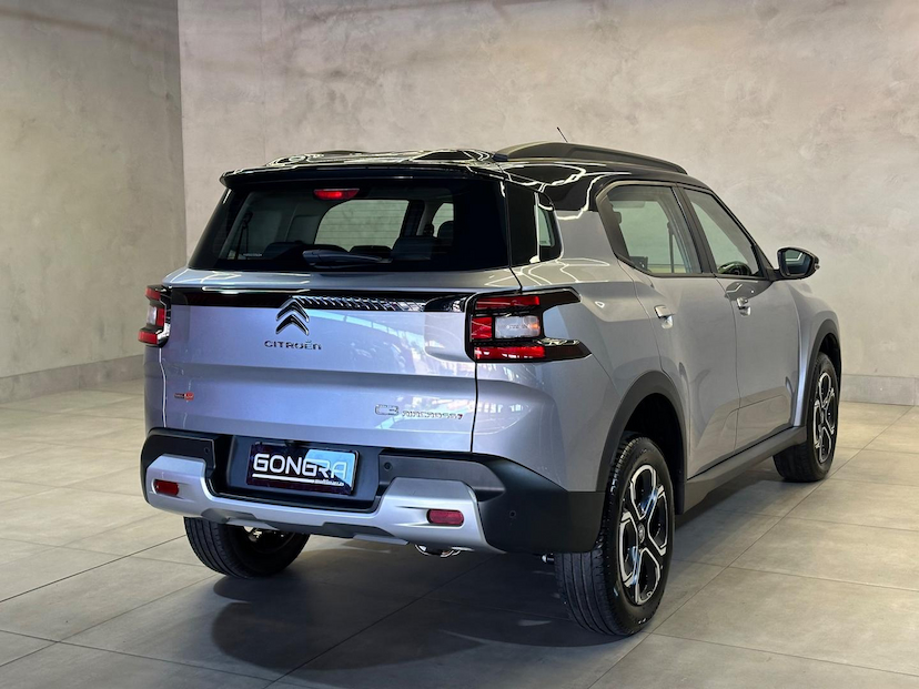 Foto do veículo CITROËN AIRCROSS C3AIRCROSS  7 2024 16.701 KM 106.900,00