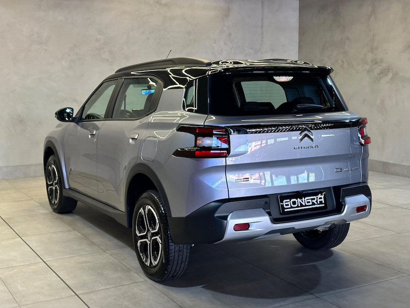 Foto do veículo CITROËN AIRCROSS C3AIRCROSS  7 2024 16.701 KM 106.900,00