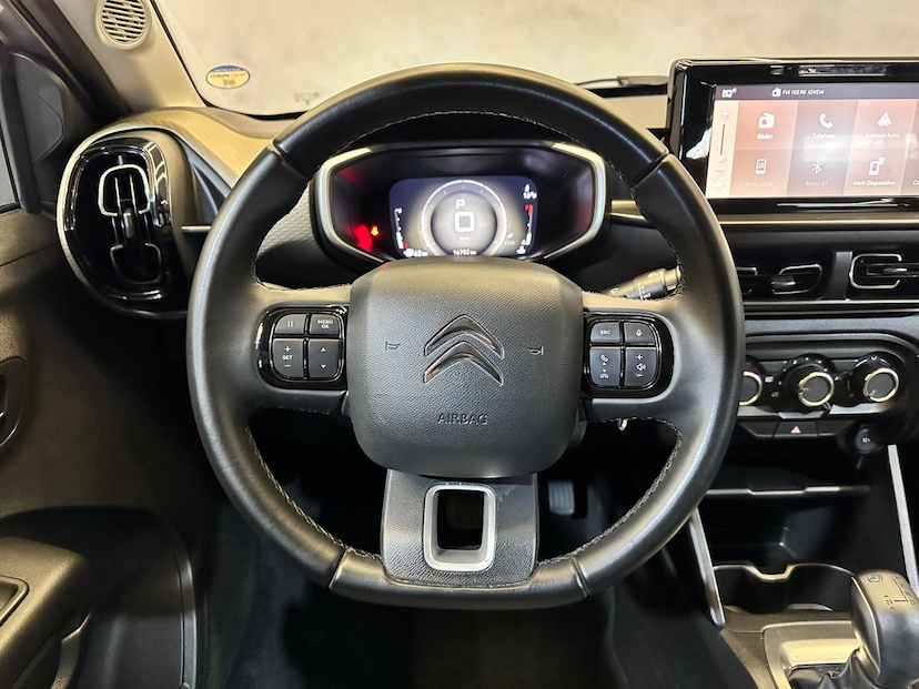 Foto do veículo CITROËN AIRCROSS C3AIRCROSS  7 2024 16.701 KM 106.900,00