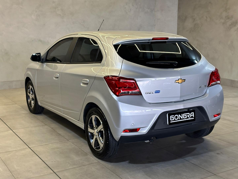 Foto do veículo CHEVROLET ONIX  1. 4MT LTZ 2018 41.000 KM 63.900,00