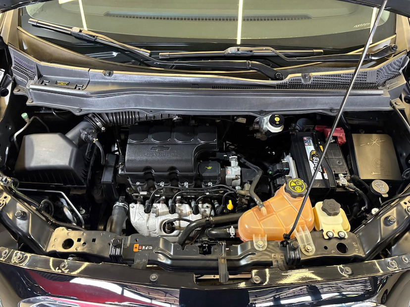 Foto do veículo CHEVROLET SPIN  1.8L AT LTZ 2014 122.616 KM 57.900,00