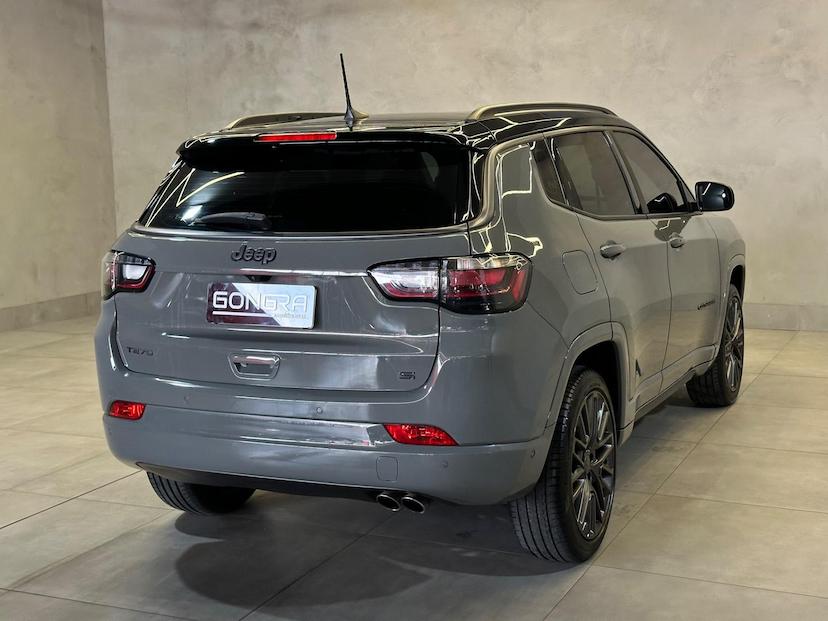 Foto do veículo JEEP COMPASS  SERIE S TF 2022 9.730 KM 156.900,00