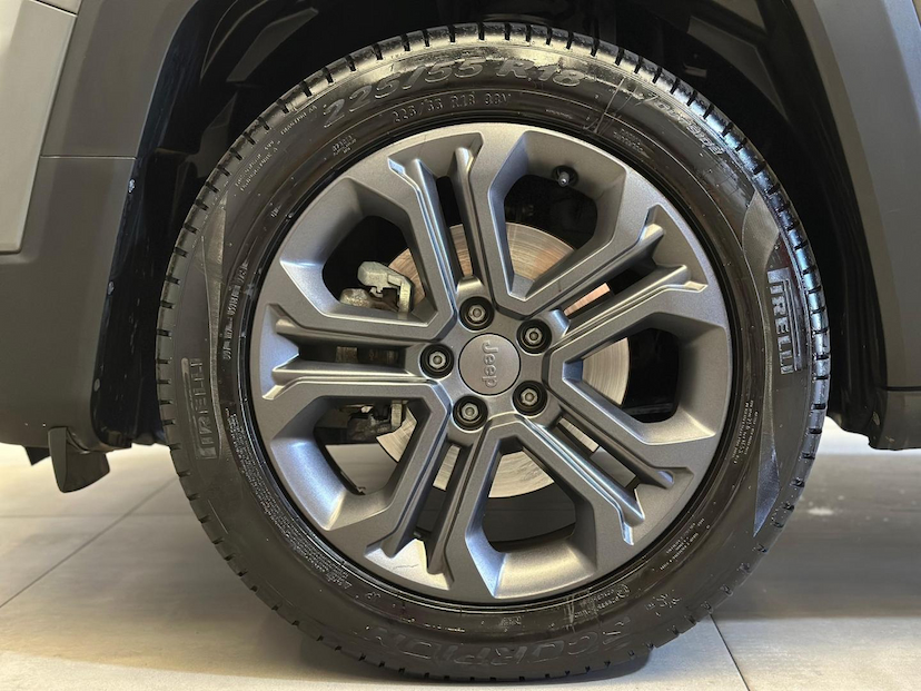 Foto do veículo JEEP RENEGADE  LONGITUDE T270 1.3 TB 4X2 FLEX AUT 2024 19.708 KM 124.900,00
