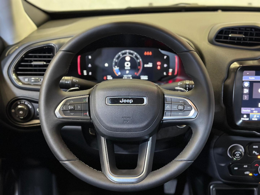 Foto do veículo JEEP RENEGADE  LONGITUDE T270 1.3 TB 4X2 FLEX AUT 2024 19.708 KM 124.900,00