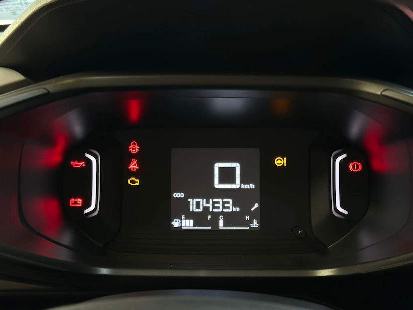 Foto do veículo CITROËN C3  LIVE PK 1.0 2024 10.433 KM 68.900,00