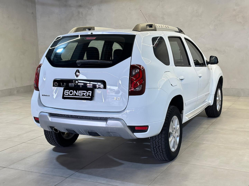 Foto do veículo RENAULT DUSTER  20 D 4X2 2016 89.071 KM 62.900,00