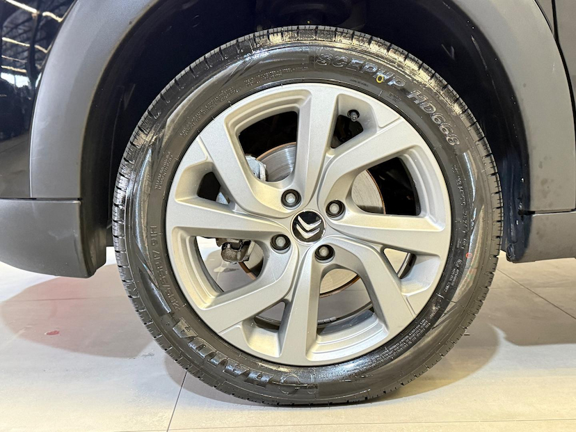 Foto do veículo CITROËN C4 CACTUS  1.6 FEEL AUT 2022 71.971 KM 78.900,00