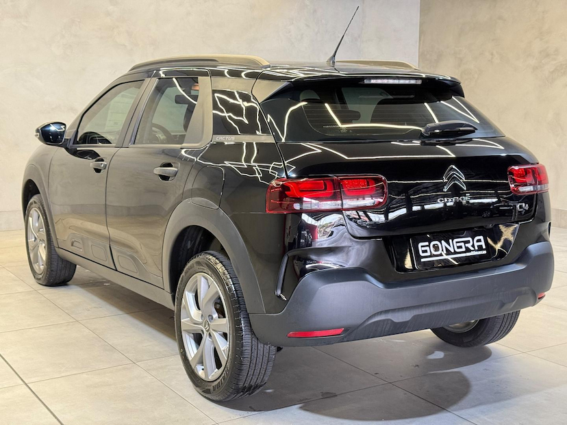 Foto do veículo CITROËN C4 CACTUS  1.6 FEEL AUT 2022 71.971 KM 78.900,00