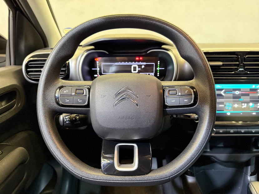 Foto do veículo CITROËN C4 CACTUS  1.6 FEEL AUT 2022 71.971 KM 78.900,00