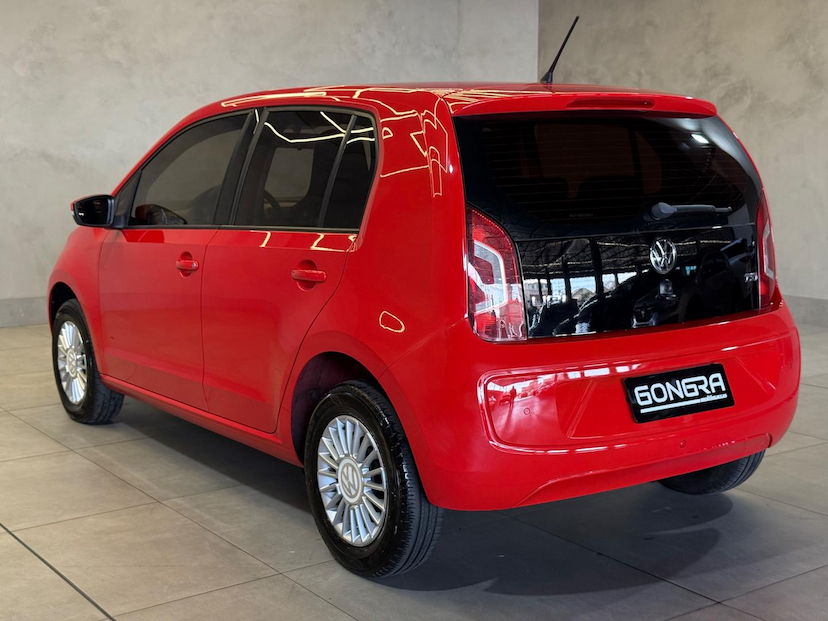 Foto do veículo VOLKSWAGEN UP  MOVE MB 2016 108.376 KM 52.900,00