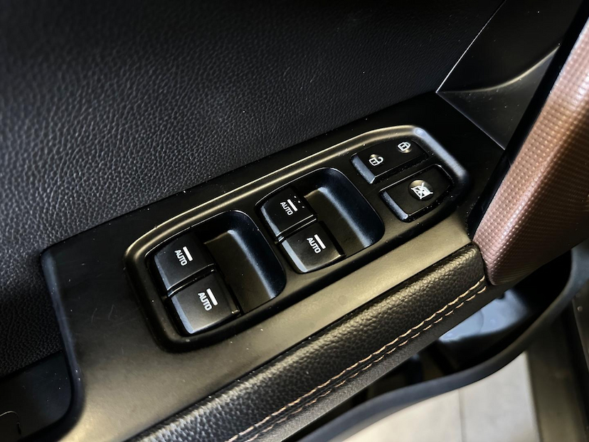 Foto do veículo HYUNDAI CRETA  20A PRESTI 2018 115.283 KM 89.900,00
