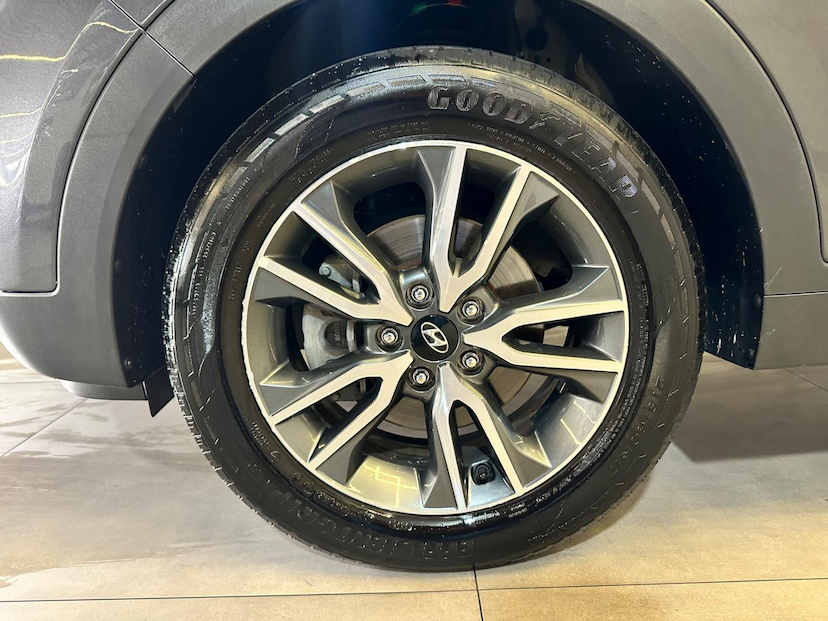 Foto do veículo HYUNDAI CRETA  20A PRESTI 2018 115.283 KM 89.900,00