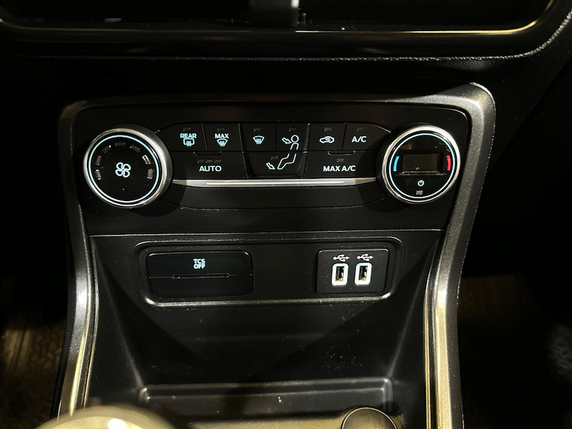 Foto do veículo FORD ECOSPORT  FSL 1.5 2018 77.177 KM 71.900,00