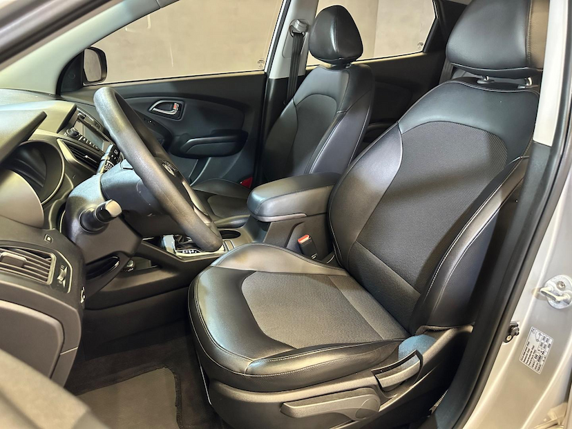 Foto do veículo HYUNDAI IX35  GL 2019 98.352 KM 88.900,00