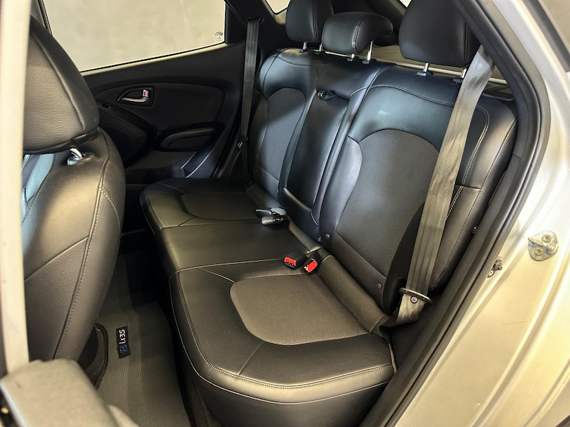 Foto do veículo HYUNDAI IX35  GL 2019 98.352 KM 88.900,00